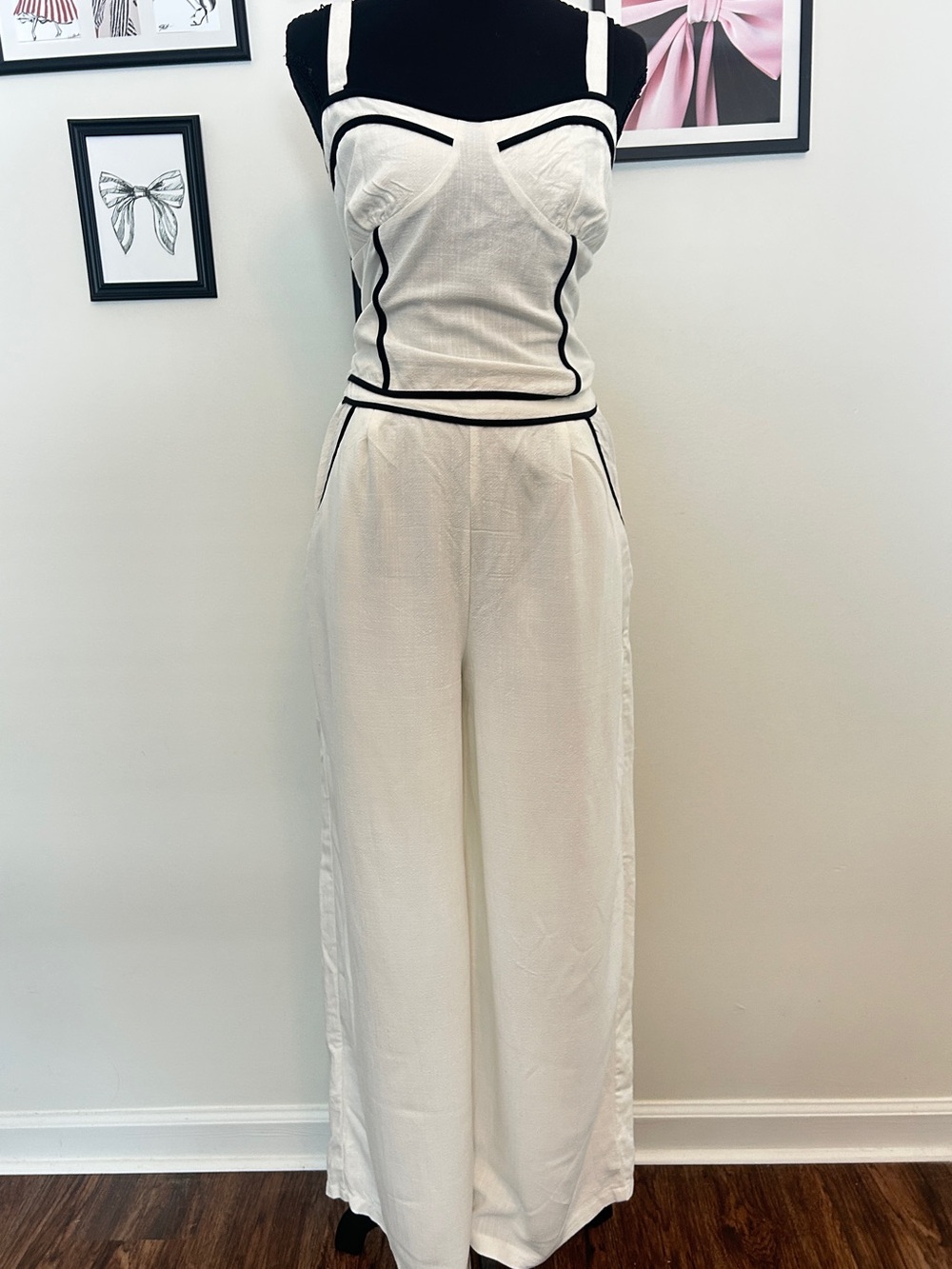 Women's White Wide-Leg Pants Set with Black Piping